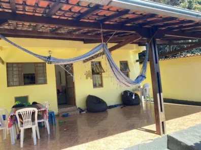 Casa com 4 Quartos à venda, 130m² no Bela Vista, Contagem