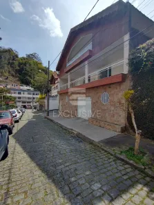 Casa com 4 Quartos à venda, 373m² no Braunes, Nova Friburgo