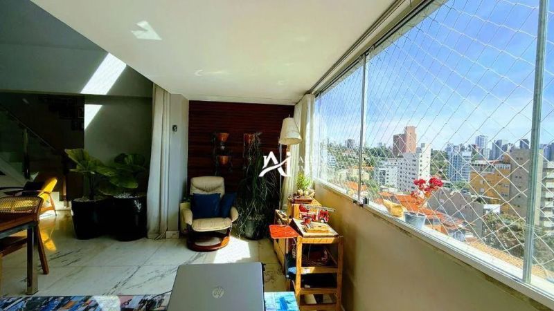 Apartamento com 3 quartos — Santo Antônio, Belo Horizonte