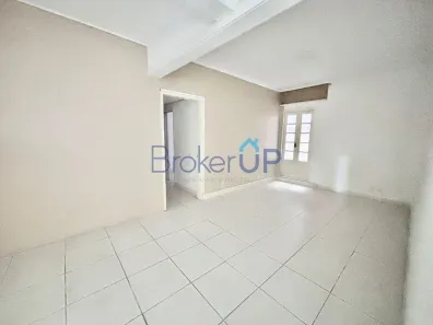 Apartamento com 2 Quartos à venda, 75m² no Centro Histórico, Porto Alegre