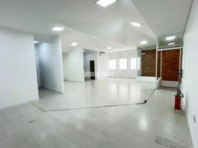 Imóvel Comercial com 2 Quartos para alugar, 233m² no Santa Cecília, São Paulo