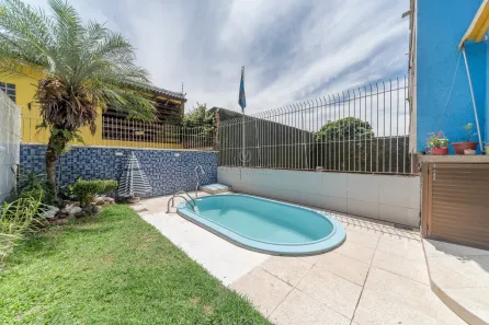 Casa com 3 Quartos à venda, 166m² no Espírito Santo, Porto Alegre