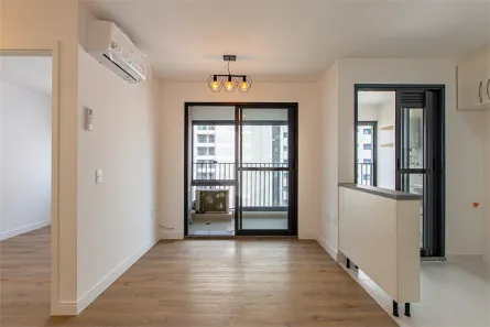 Apartamento com 2 Quartos para alugar, 54m² no Vila Anastácio, São Paulo