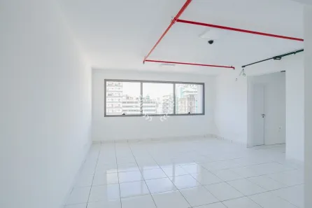 Sala Comercial para venda ou aluguel, 43m² no Independência, Porto Alegre