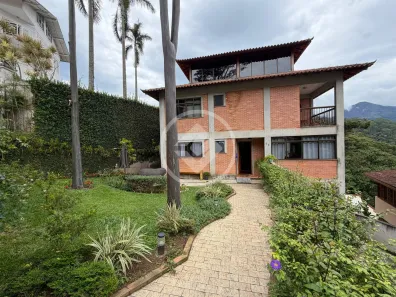 Casa de Condomínio com 5 Quartos à venda, 264m² no Pimenteiras, Teresópolis