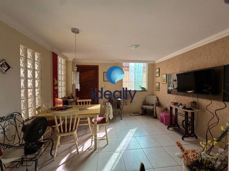 Casa com 3 quartos — Serrano, Belo Horizonte