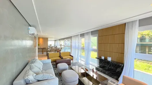 Apartamento com 3 Quartos para alugar, 174m² no Vila Assunção, Porto Alegre