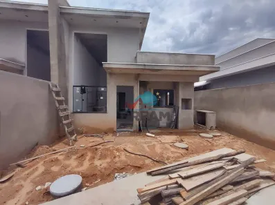 Casa com 3 Quartos à venda, 70m² no Extensão do Bosque, Rio das Ostras