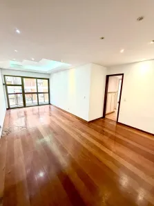Apartamento com 3 Quartos para alugar, 106m² no Lagoa, Rio de Janeiro