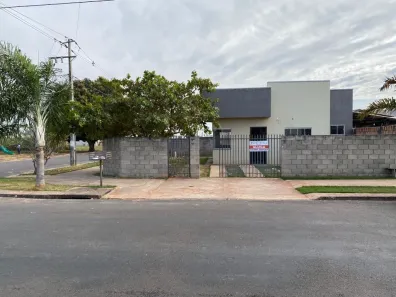 Casa com 2 Quartos para alugar, 50m² no Residencial Buritis, Sinop