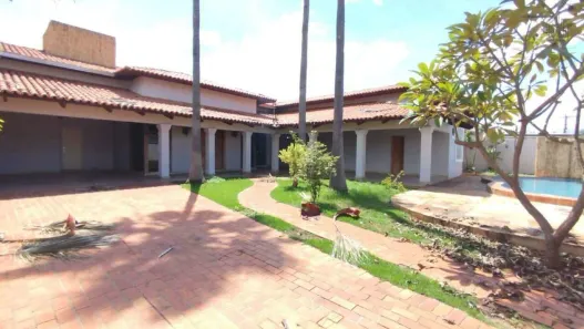 Casa com 4 Quartos para alugar, 376m² no Plano Diretor Sul, Palmas