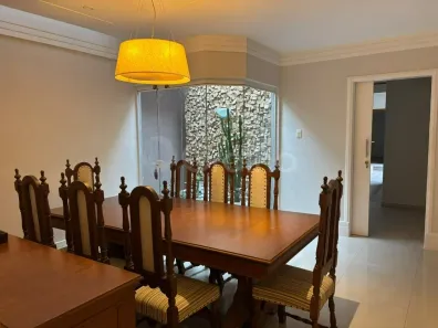 Casa com 4 Quartos à venda, 230m² no Coqueiros, Florianópolis