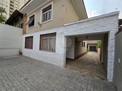com 3 Quartos para alugar, 235m² no Brooklin Paulista, São Paulo