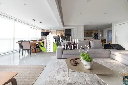 Apartamento com 4 Quartos para alugar, 284m² no Água Branca, São Paulo