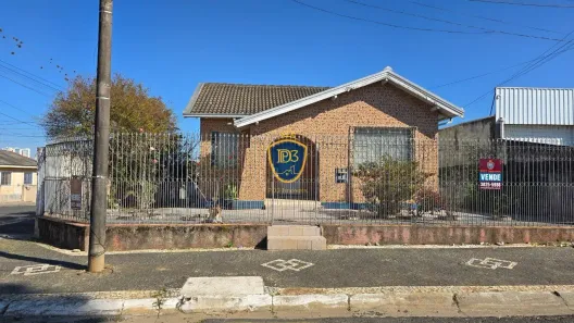 Casa com 5 Quartos à venda, 223m² no Uvaranas, Ponta Grossa