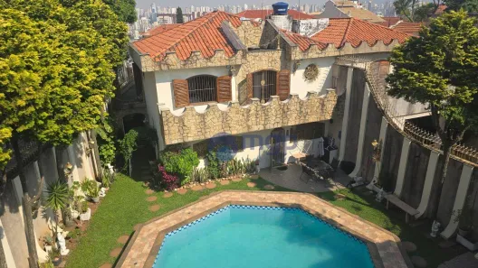 Sobrado com 4 Quartos à venda, 495m² no Vila Paiva, São Paulo