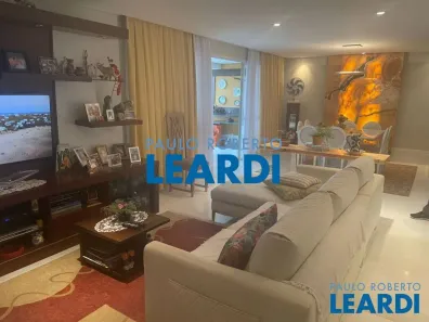 Apartamento com 3 Quartos à venda, 134m² no Jardim Olympia, São Paulo