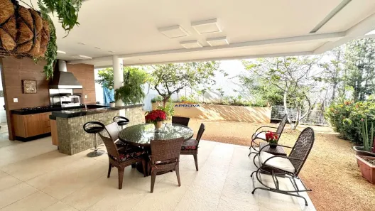 Casa com 3 Quartos à venda, 356m² no Castelo, Belo Horizonte