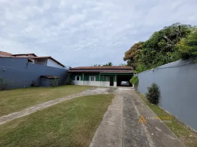 Casa com 4 Quartos à venda, 450m² no São Francisco, Cabo Frio