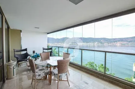 Apartamento com 5 Quartos à venda, 257m² no São Francisco, Niterói
