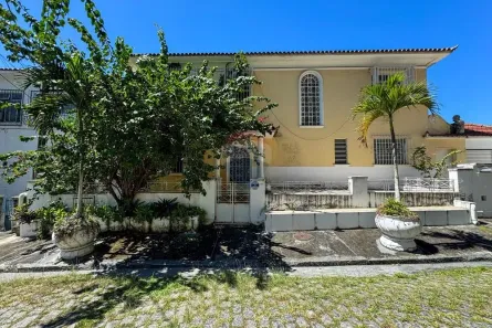 Casa com 8 Quartos à venda, 450m² no Santa Teresa, Rio de Janeiro