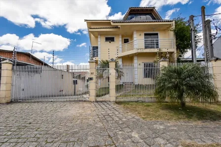 Casa com 4 Quartos à venda, 370m² no Capão Raso, Curitiba