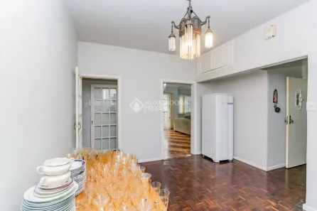 Apartamento com 3 Quartos para alugar, 151m² no Petrópolis, Porto Alegre