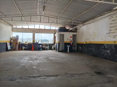 Galpão/Depósito/Armazém para venda ou aluguel, 225m² no Centro, Embu das Artes