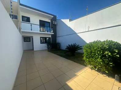 Sobrado com 3 Quartos para alugar, 147m² no Gleba Fazenda Palhano, Londrina
