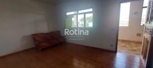 Apartamento com 3 Quartos para alugar, 160m² no Tibery, Uberlândia