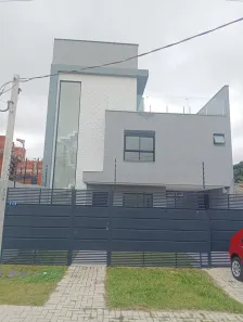 Sobrado com 3 Quartos à venda, 152m² no Uberaba, Curitiba
