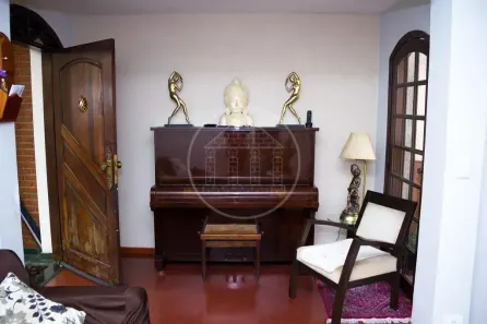 Casa com 3 Quartos à venda, 250m² no Jardim Colonial, São Paulo