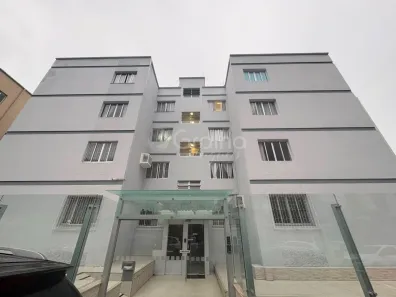 Apartamento com 3 Quartos para alugar, 72m² no Centro, Florianópolis
