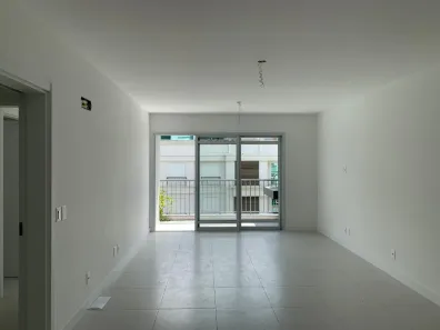 Apartamento com 3 Quartos à venda, 105m² no Jurerê, Florianópolis