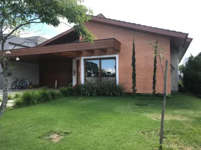 Casa de Condomínio com 4 Quartos à venda, 300m² no Bosque do Repouso, Criciúma