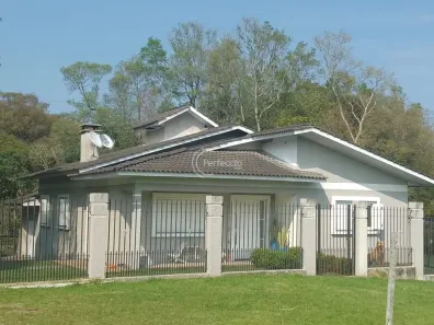 Casa de Condomínio com 3 Quartos à venda, 210m² no Linha 40, Caxias do Sul