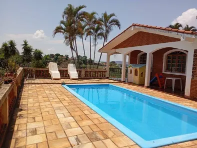 Casa com 3 Quartos à venda, 194m² no Jardim Mirante, Águas de Lindóia