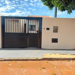 Casa com 2 Quartos à venda, 47m² no Jardim Sumatra, Campo Grande