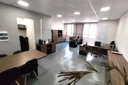 Sala Comercial para alugar, 43m² no Alvinópolis, Atibaia