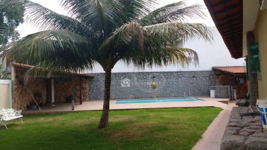 Casa de Condomínio com 3 Quartos à venda, 600m² no Vila Valqueire, Rio de Janeiro