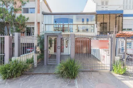 Casa com 4 Quartos para venda ou aluguel, 173m² no Santa Cecília, Porto Alegre