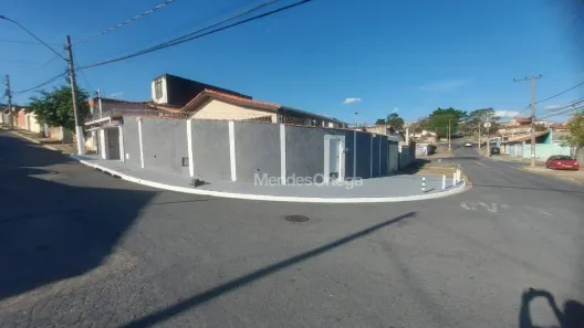 Casa com 2 Quartos à venda, 139m² no Jardim Maria Eugênia, Sorocaba