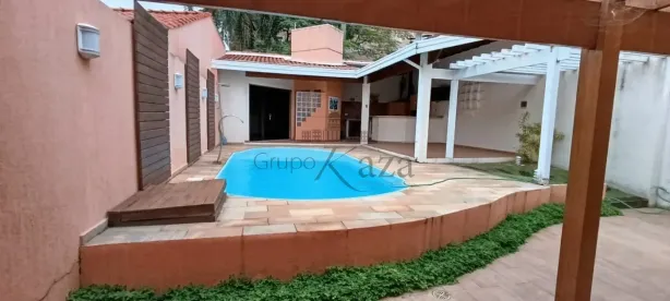 Casa de Condomínio com 4 Quartos à venda, 185m² no Residencial São Paulo, Jacareí