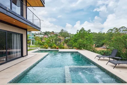 Casa de Condomínio com 4 Quartos à venda, 495m² no Jardim Indaiá, Embu das Artes