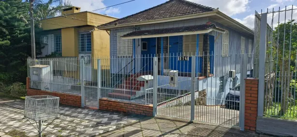 Casa com 4 Quartos para alugar, 222m² no Teresópolis, Porto Alegre
