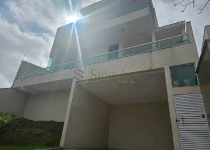 Casa com 5 Quartos à venda, 201m² no São Pedro, Juiz de Fora
