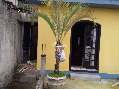 Casa com 3 Quartos à venda, 200m² no Vila Zezé, Jacareí