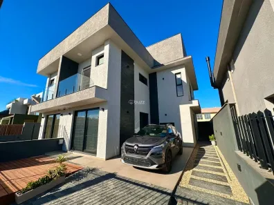 Casa com 3 Quartos à venda, 210m² no Campeche, Florianópolis