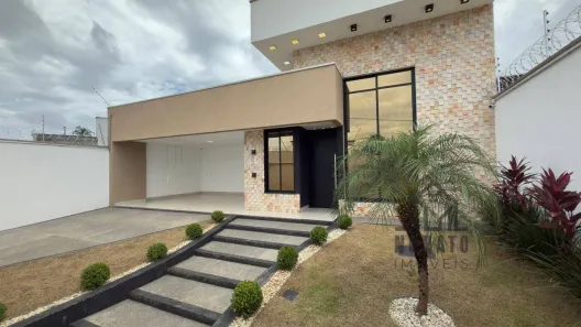 Casa com 3 Quartos à venda, 200m² no Setor Três Marias, Goiânia