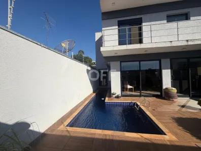 Sobrado com 3 Quartos à venda, 242m² no Parque Beatriz, Campinas